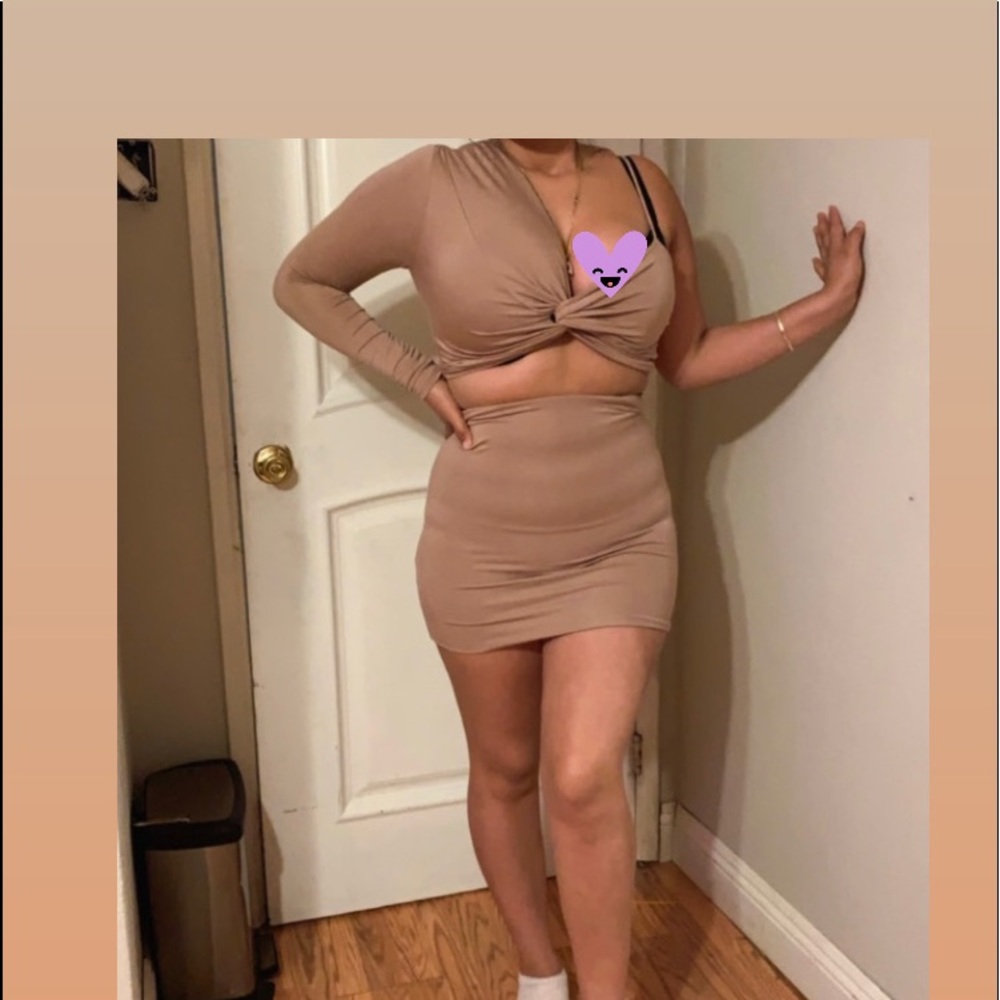Nude set